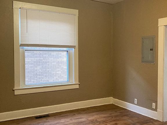 2nd image of 619 W Howard St APT 2