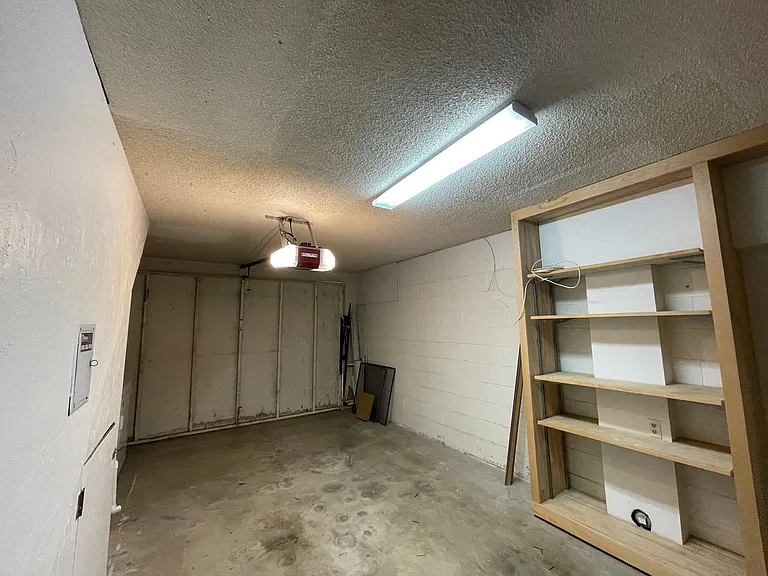 1118 Fresno St #5 — Photo 18