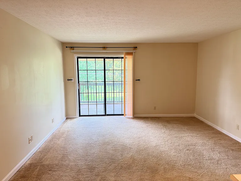 9804 Whipps Mill Rd #6 — Photo 2
