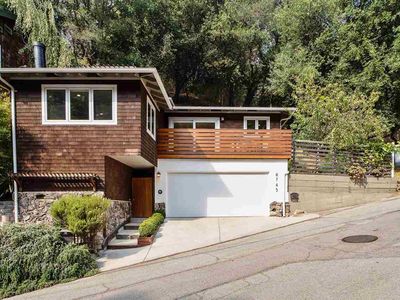 6745 Sobrante Rd, Oakland, CA, 94611