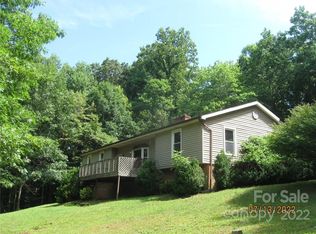 406 Georgetown Rd NE, Lenoir, NC 28645