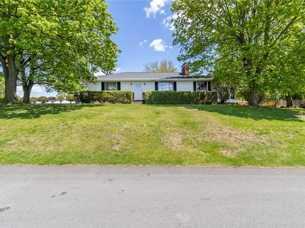 673 Davidson Dr, Rochester, PA 15074