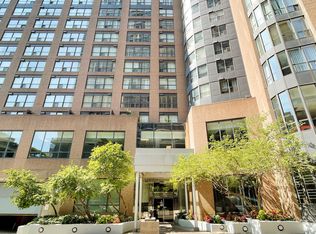 The Ellington, Toronto, ON M5B 2M3