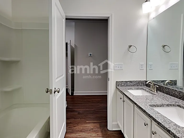 1096 Winter Stone St — Photo 19