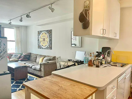 Rented by The Downtown LLC | media 31