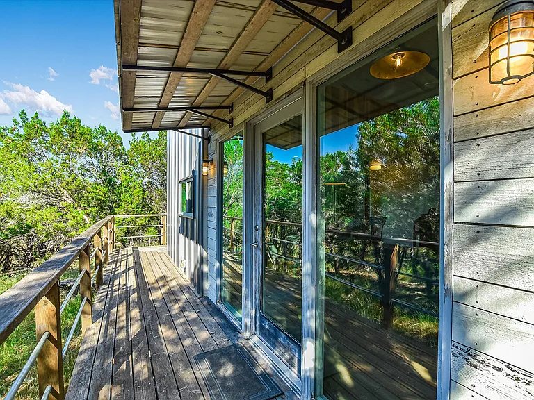 2100 Sandy Point Rd — Photo 10