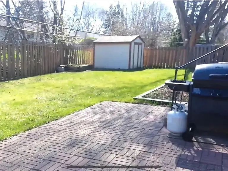 6709 Markwood Dr N — Photo 34