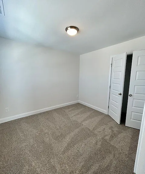 125 Favre St — Photo 9