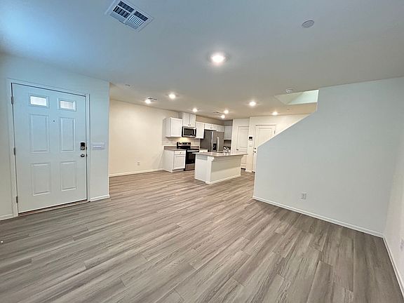 3rd image of 6916 Ashton Ridge St