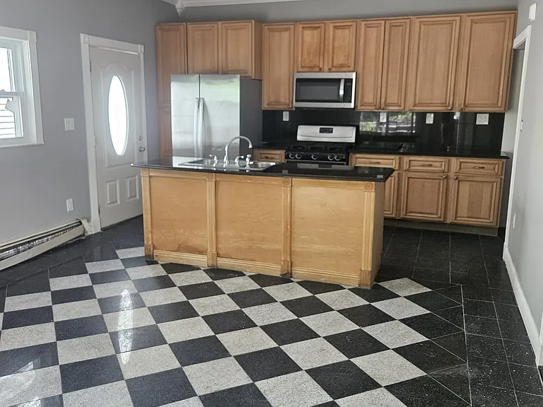 14 Hillside St #2 — Photo 2