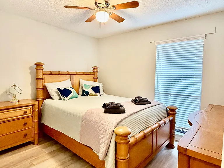 133 Bermuda Ct — Photo 9