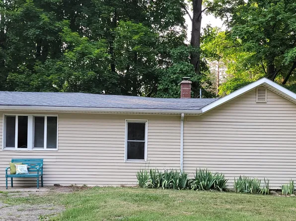 50 Highland Ave, Hillsdale, MI 49242