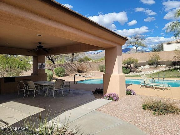 2nd image of 6311 N Camino De Cabaluna