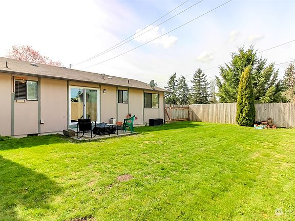 4th image of 3819 151 Street Ct E