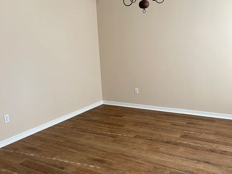 3055 Tower Oaks Dr — Photo 17