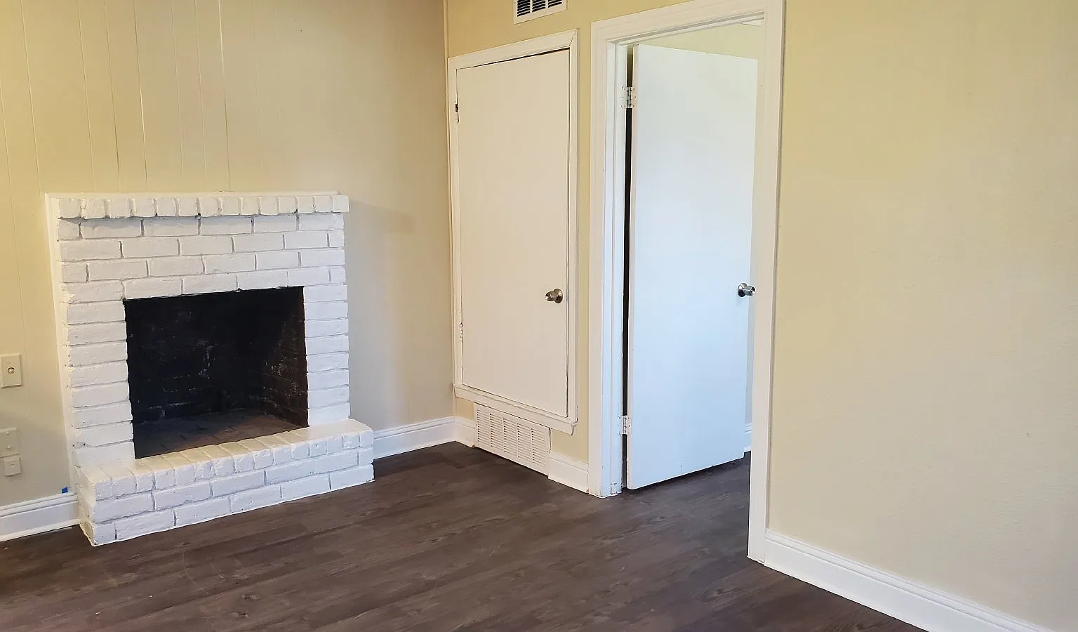 2 bed, 1.0 bath, 720 sqft, $1,345 — Photo 3