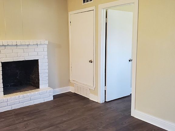 3rd image of 901 Redbird Dr