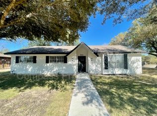 501 W Karnes Dr, Robinson, TX 76706