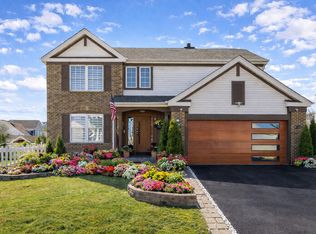 55 Willow Rd, Wheeling, IL 60090