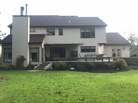 2nd image of 216 Fairview Ct