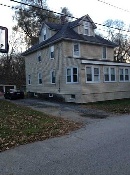1st image of 122 Oakside St