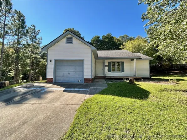 3286 Florida Dr, Fayetteville, NC 28301