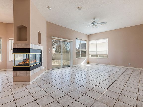 5th image of 3561 White Horse Dr SE