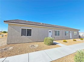 1121 Sixshooter Ave, Pahrump, NV