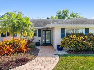 853 NW Spruce Ridge Dr, Stuart, FL 34994