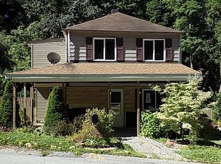 1513 Schweitzer Rd, McKeesport, PA 15135