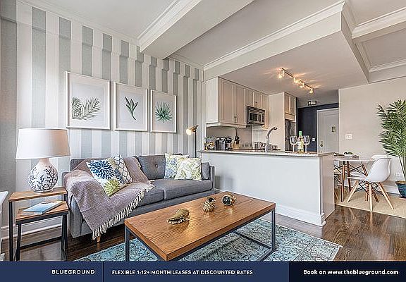 3rd image of 210 W 70th St APT 1204