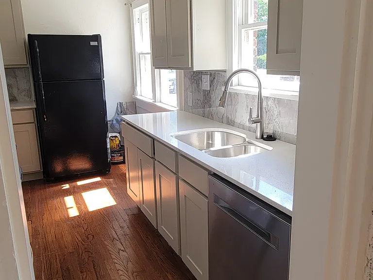 2409 NW 22nd St — Photo 11