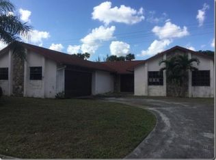 885 Ryanwood Dr, West Palm Beach, FL 33413
