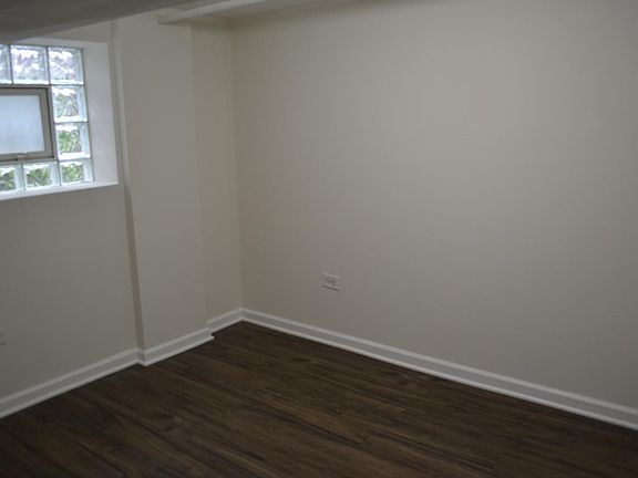 5th image of 3234 W Warner Ave #G