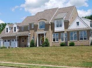 830 Hidden Forest Dr, Collegeville, PA 19426