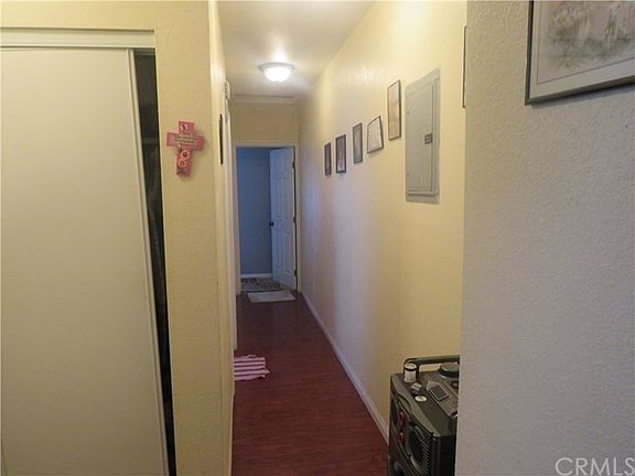 5th image of Arlington Ave