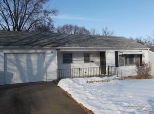 4208 SW 23rd St, Topeka, KS 66614