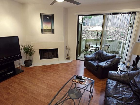 3rd image of 1804 Capital Pkwy APT 20