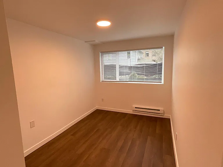 420 E Harrison St #3 — Photo 7