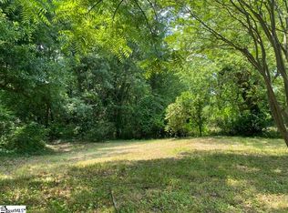 28 11th St, Greenville, SC 29611