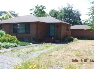 76512 Poplar St, Oakridge, OR 97463