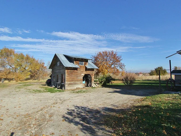 3344 W South Slope Rd — Photo 25