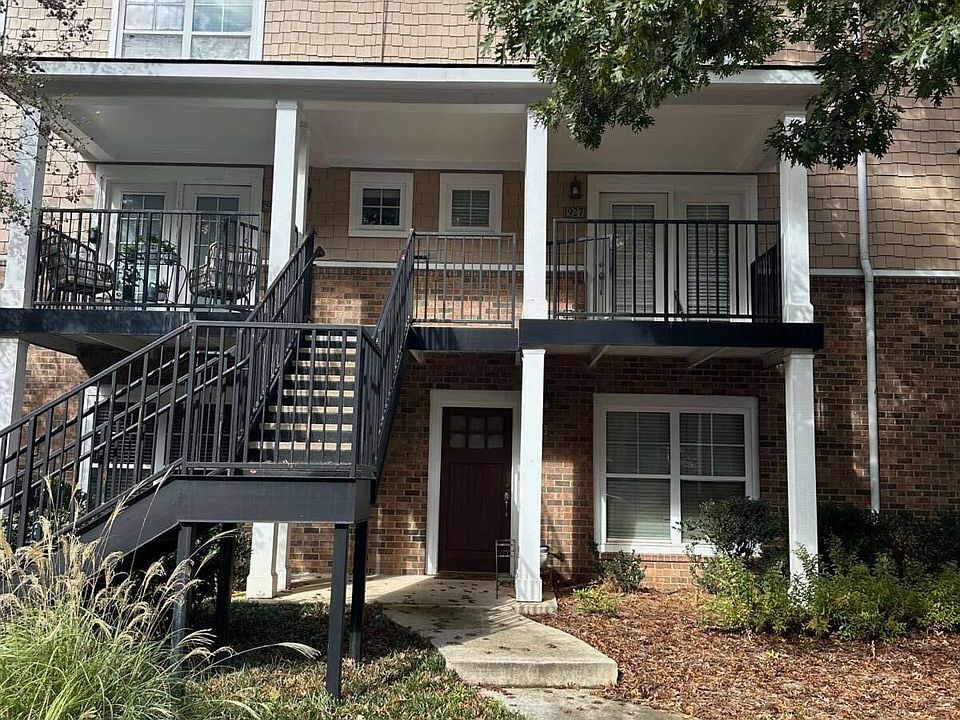 1st image of 1035 Barnett Shoals Rd APT 912