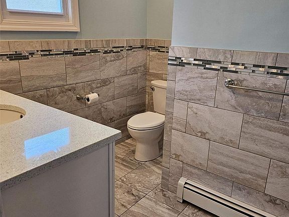 5th image of 539 W Park Ave #2