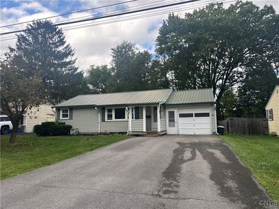 112 Armitage Dr, North Syracuse, NY, 13212