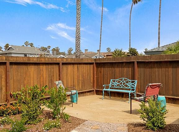 5th image of 2747 Sailor Ave