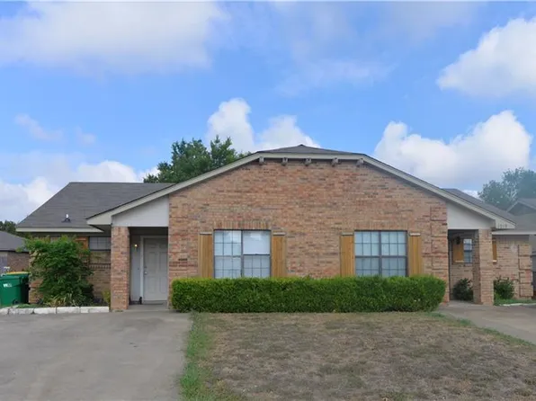 1719 Dynasty Dr, Glenn Heights, TX 75154