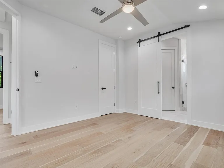 408 W Odell St #2 — Photo 17