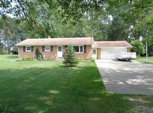 3545 Mack Rd, Saginaw, MI 48601