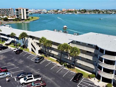 280 126th Ave APT 305, Treasure Island, FL, 33706